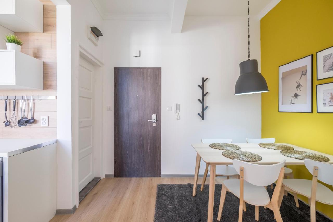 Bluewaveplace - Contemporary Home In Center Of โซเฟีย ภายนอก รูปภาพ