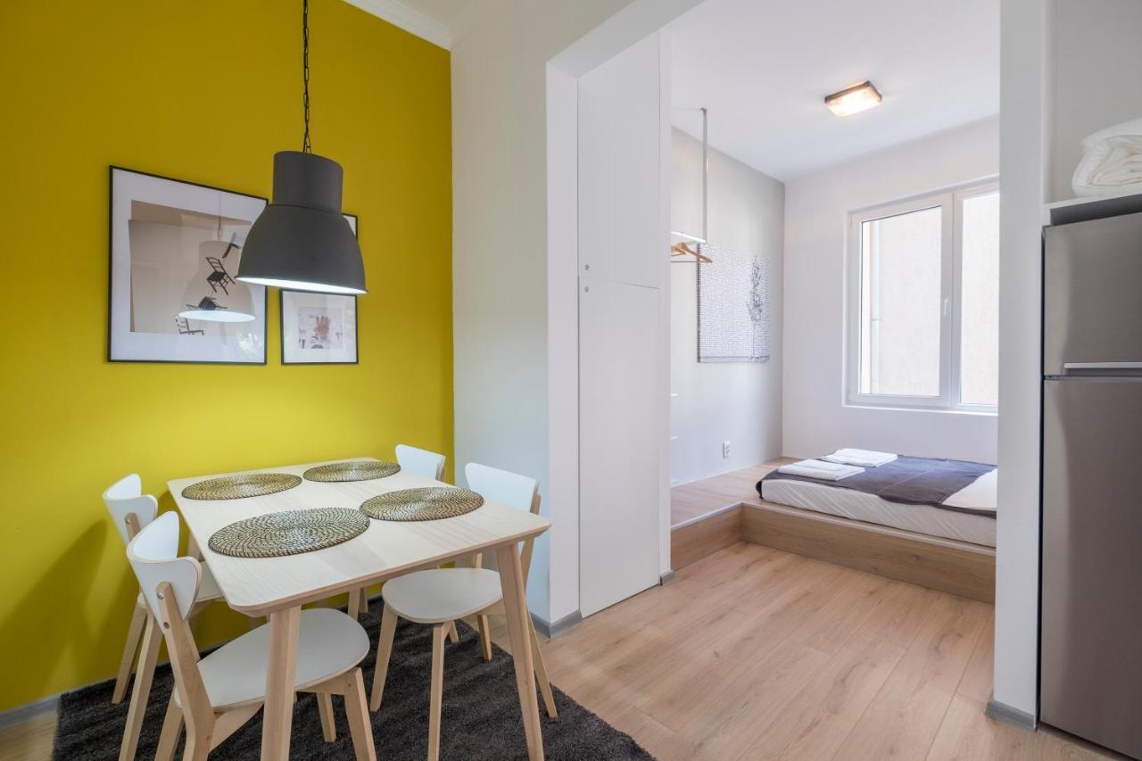 Bluewaveplace - Contemporary Home In Center Of โซเฟีย ภายนอก รูปภาพ